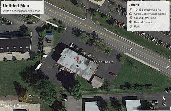 102 E Schoolhouse Rd, Yorkville, IL 60560
